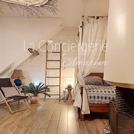 Appartement De Charme Pour Les Couples Avec Vue Mer *