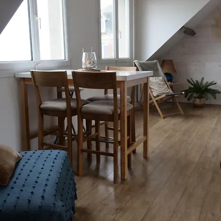 Appartement De Charme Pour Les Couples Avec Vue Mer