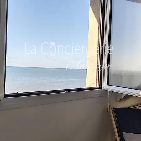 Appartement De Charme Pour Les Couples Avec Vue Mer *